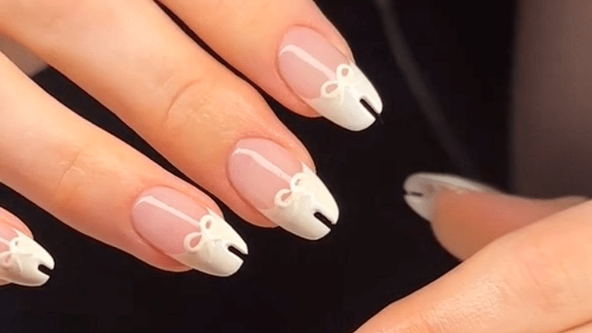 Read more about the article The Great Divide: When Even Your Nails Can Start a Fashion War